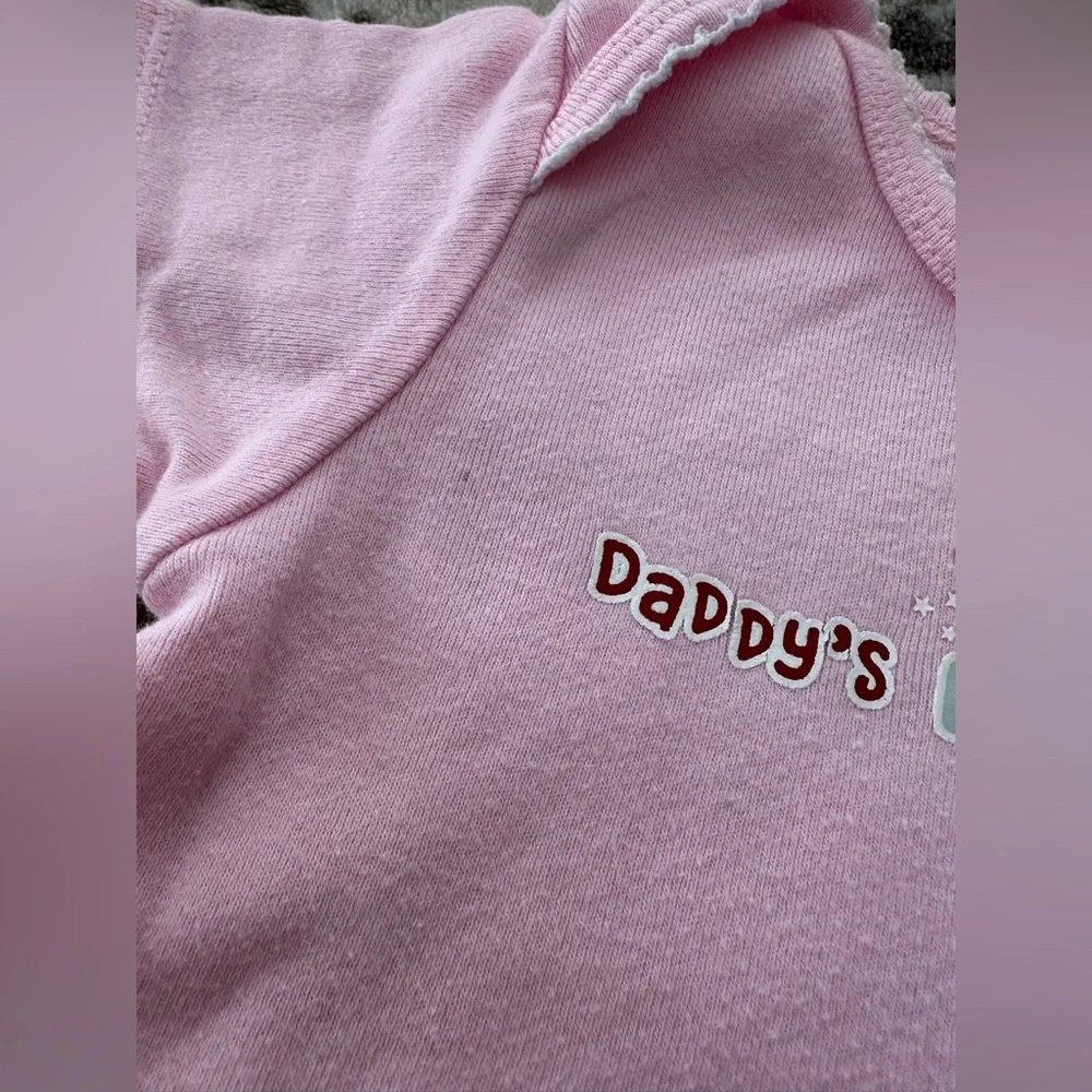 2006 Old Navy Daddy’s Little Sparkler Short Sleeve Bodysuit Onesie Pink 6-12 mo